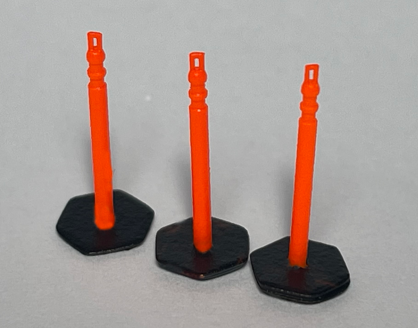 HO Scale Traffic Delineators